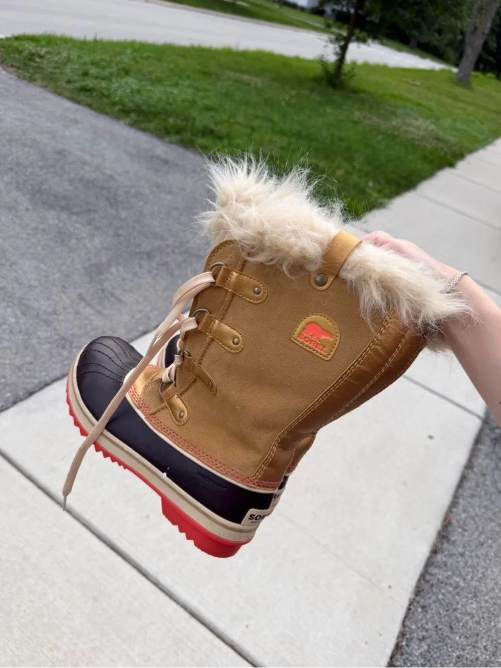 Sorel Tofino Boots